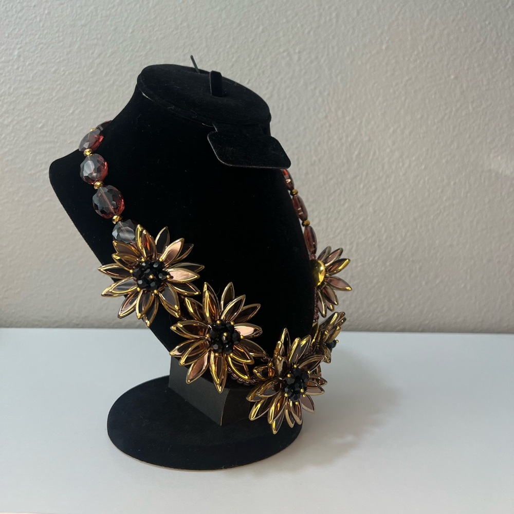 Vintage Joan Rivers Cluster Floral Bib Necklace - Picture 3 of 7